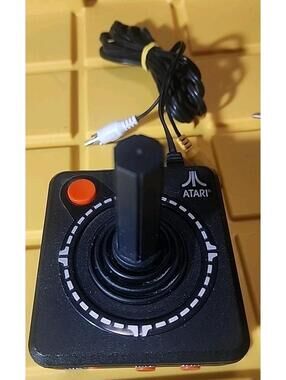 Atari 2600 Joystick 10-in-1 Plug N Play TV Video Game JAKKS Pacific 2002
